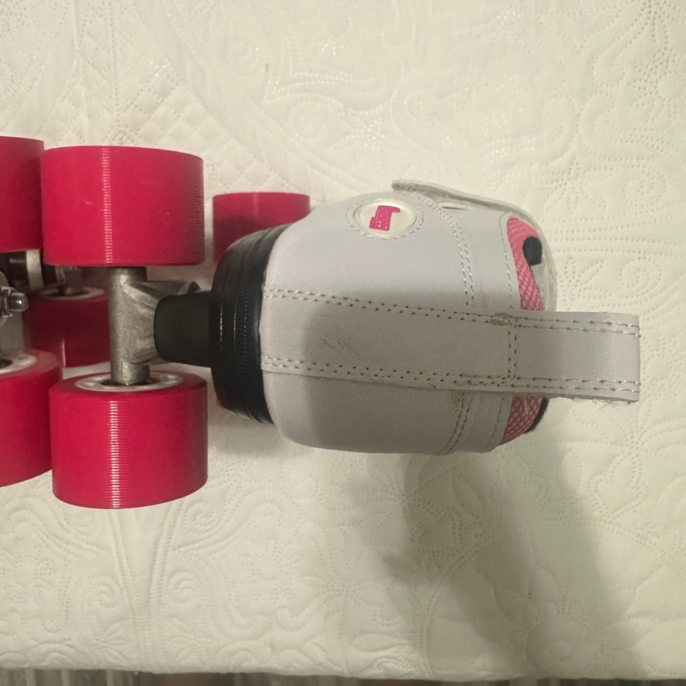 Chicago Bullet women’s Speed Roller Skate - White size 9 - Picture 7 of 11